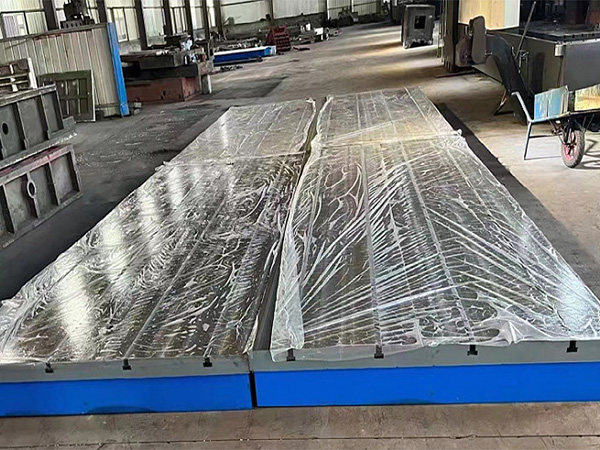 The Cast Iron Assembly Platform is a high-stability planar reference tool specially designed for workpiece assembly,fitting,and debugging,widely used in machinery manufacturing,automotive assembly,equipment installation,mold assembly,and ae