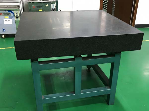 Granite Comparator Stand Base